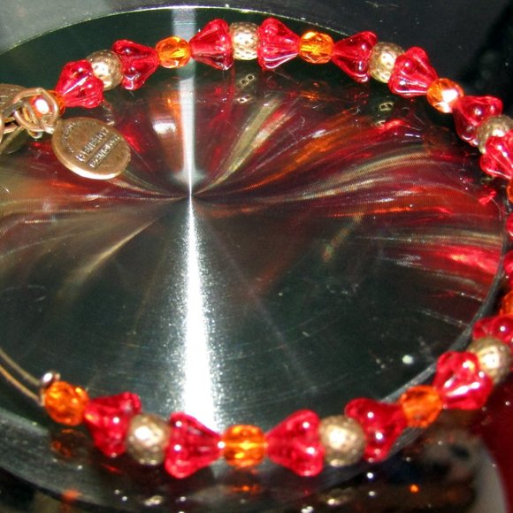 Vintage Alex & Ani Silver Red Orange Crystal Beads Charm Bracelet Expandable - Picture 3 of 4